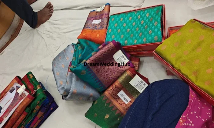 Dwarkadas Shamkumar  Laxmipuri